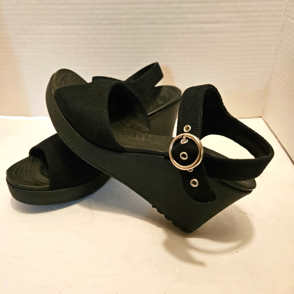 Crocs Hanalei Black Sandals Wedge Canvas Upper Ankle Strap Size Women 8